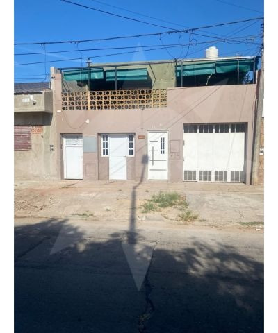 Casa En Venta, 2 Dormitorios, Fomento 9 De Julio