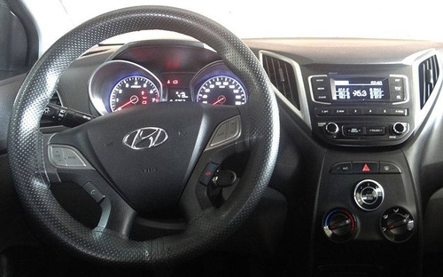 Imagem 6 de 12 de Hyundai Hb20s 1.0 Comfort Plus 12v Flex 4p Manual