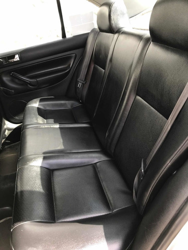Volkswagen Jetta Clásico Gl 2011