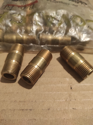 Niple 3/8 X 1-1/2 Bronce Npt 