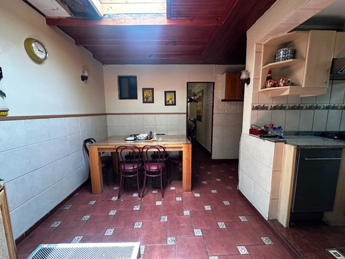 Casa En La Mejor Ubicación De Vitacura