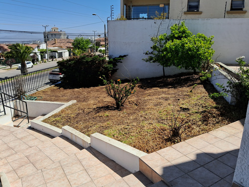 Venta De Casa En Avenida Gabriela Mistral