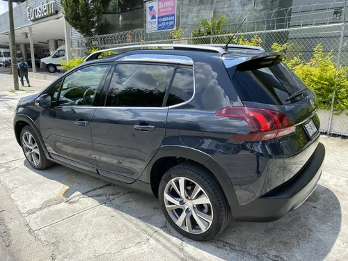 Peugeot 2008 1.2 Puretech Allure Pack