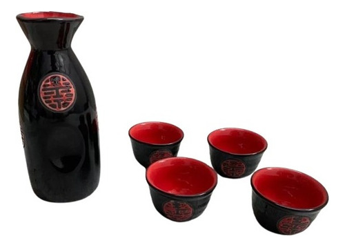 Set De Sake Rojo Con Tokkuri Y 4 Vasitos Ochoko 
