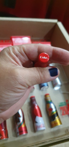 Copa De 2014 Coca Cola 20 Garrafinhas E Suporte De Acrilico (Usado)
