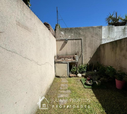 Triplex En Venta 4 Ambientes Con Cochera Quilmes Centro
