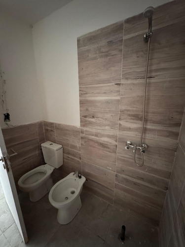 Casa En Housing Con Pileta 3 Dorm Arguello