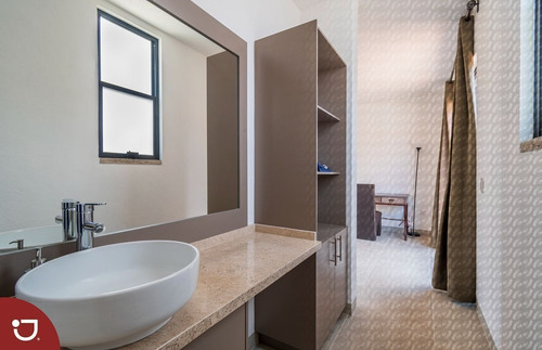 Imagen 25 de 30 de Casa A La Venta En Residencial Privado De San Miguel De Alle