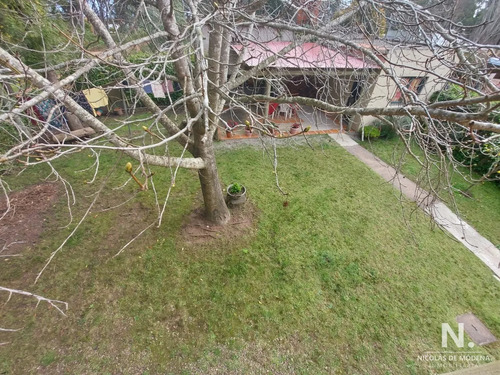 Vende Casa En Balneario Buenos Aires, Manantiales, De 2 Dormitorios En Suite.
