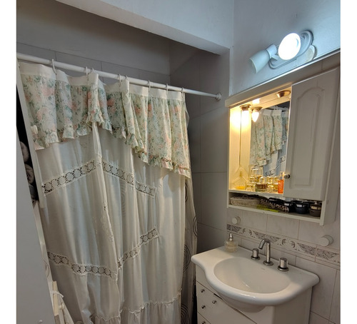 Venta Casa 4 Dorm., Patio Y Terraza - Boedo