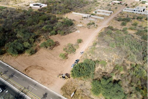 Terreno De 1 Hectárea Sobre El Blv Tetakawi Con Vista Parcial Al Mar
