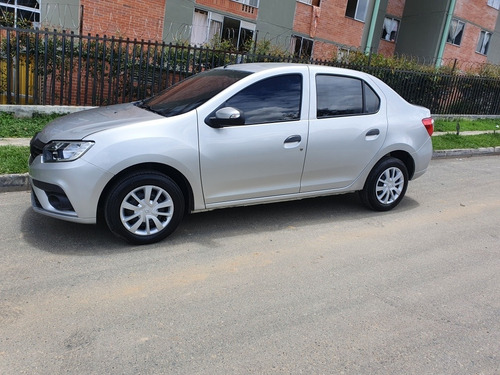 Renault Logan 2021 1.6 Authentique