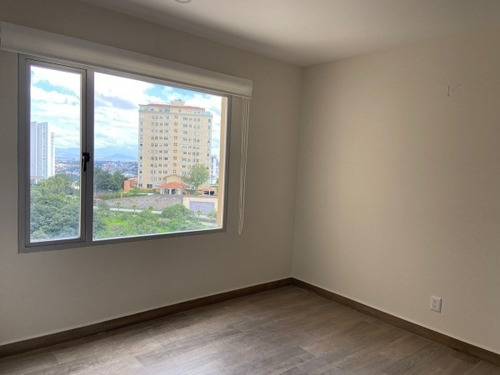 Imagen 4 de 11 de Departamento En Renta En Bosque Real Para Estrenar En Ave De Las Plazas