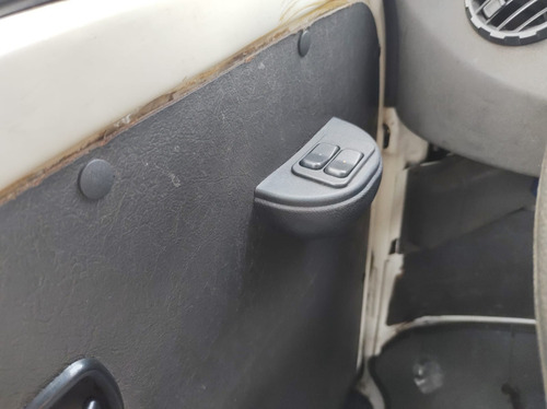 Volkswagen Kombi 1.6 STD 8V GASOLINA 3P MANUAL