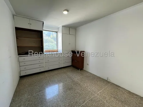 Apartamento Chuao 25-18725 R.e