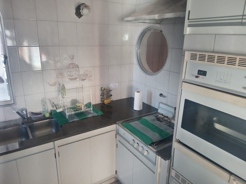 Imagen 6 de 15 de Casa En Venta De 4 Dormitorios C/ Cochera En Villa Del Lago