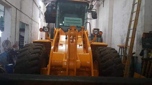 Pá Carregadeira Hyundai Hl740-7a *repasse*