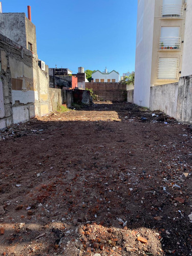Terreno Lote En Venta En Ramos Mejía, 8.66 X 43.30m La Matanza, G.b.a., Zona Oeste.