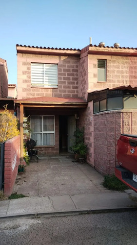 Leivapro Arrienda Cómoda Casa 3 D 2b Condominio Puente Alto