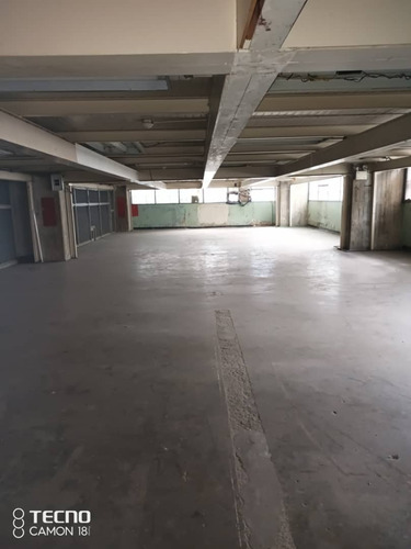 Imagen 6 de 27 de Alquiler De Planta Comercial En Edificio Boleita Sur