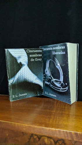 Libro, Cincuenta Sobras De Grey 1 Y 3 - E.l James