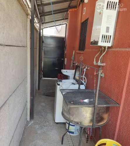 Casa En Venta De 3d/2b En Talca Sector Bicentenario