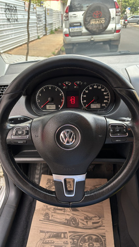 Volkswagen Polo Sedan 1.6 Vht Total Flex 4p