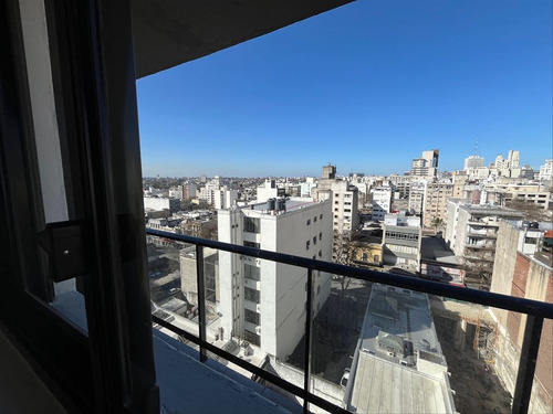 Venta,con Renta Apartamento 1 Dormitorio, Centro