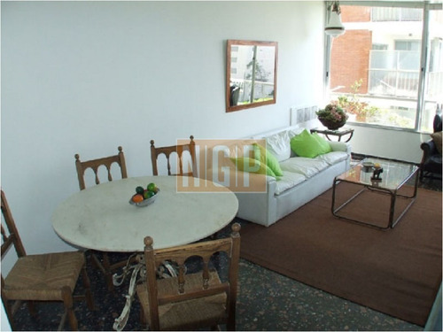 En Pleno Centro Impecable-ref:1964