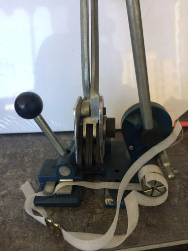 Combo Grapadora - Flejadora Herramienta Combinada 1/2 5/8 (Usado)