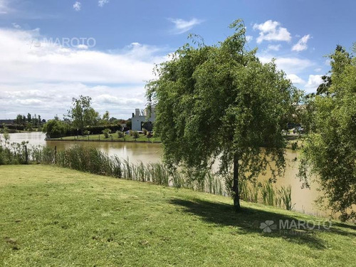 Imagen 4 de 22 de Casa En Venta En San Benito - Maroto Propiedades