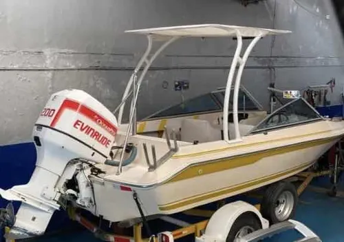 Fórmula 515 Motor 200 Evinrude