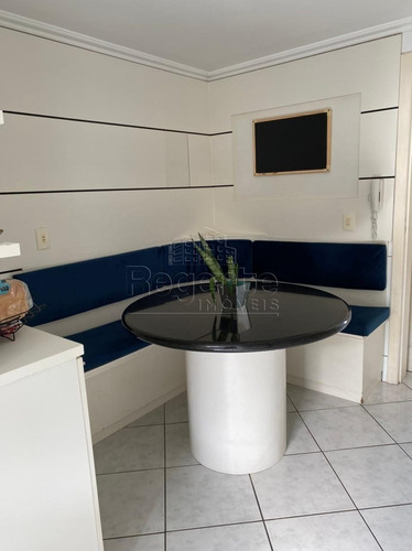 Imagem 2 de 13 de Apartamento Com 3 Quartos A Venda No Bairro Trindade Em Florianopolis - V-82028
