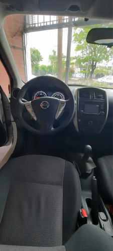 Imagen 9 de 11 de Nissan Versa 2015 1.6 Advance Mt C/gnc