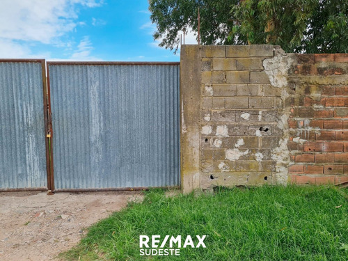 Venta. Lote De 200 M En Cnel. Dorrego