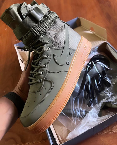 Nike Air Force 1 Sf-a1 Número 27 (Usado)