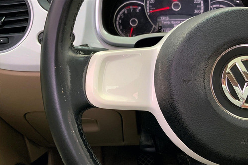 Imagen 21 de 25 de Volkswagen Beetle 3 Pts Hb Sport, 25l, Tm5, Ve, 6 Cd, Piel