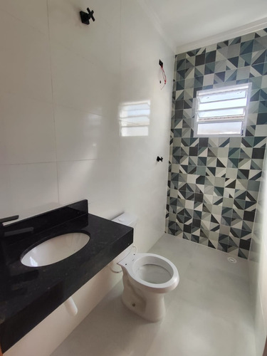 Casa Nova Com Piscina Próximo Da Praia.