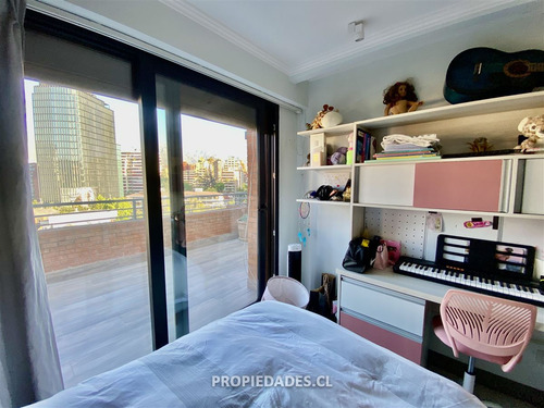 Departamento En Venta De 3 Dorm. En Vitacura
