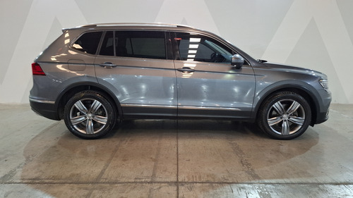 Volkswagen Tiguan 2.0 HIGHLINE DCT