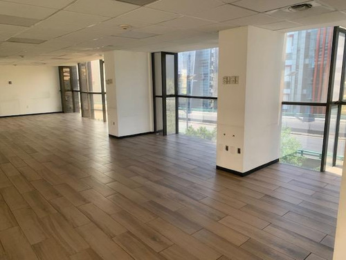 Polanco, Rento 3,800m2 Completamente Acondicionados, Privados, Salas De Juntas, Amplias Áreas Abiertas De Trabajo, 42 Estacionamientos. Excelente Ubicación
