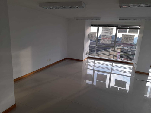 Imagen 17 de 19 de Venta Oficina Sector Cable Manizales, Cod 4297370