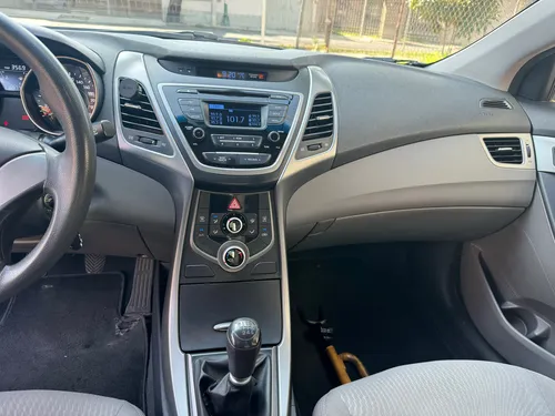 Hyundai Elantra 1.8 Gls Mt