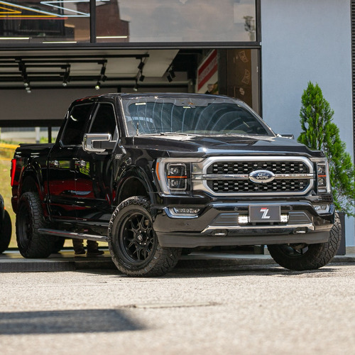 Ford F-150 Platinum Crew B2+