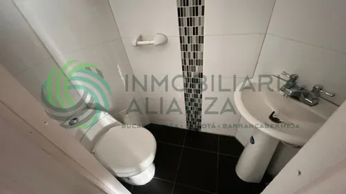 Oficina En Arriendo En Sotomayor. Cod A4409