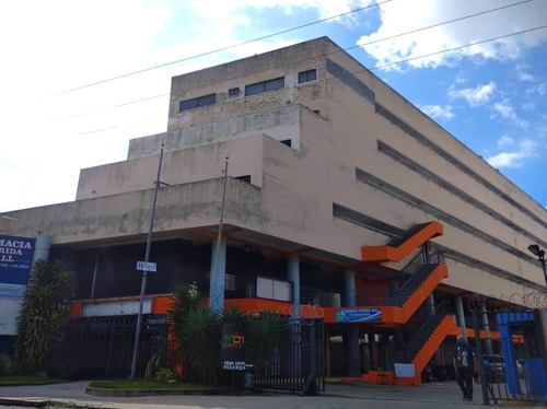 Imagen 1 de 12 de Oficina En Centro Comercial Bayona | Av. Valencia | Naguanagua | Al Lado Del Hospital Metropolitano | Of-fadima1 Marisol 04244923040