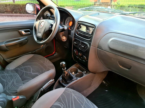 Imagen 7 de 15 de Fiat Siena El 1.4 C/gnc 2018 68.000km Fcio T/usado Oport.