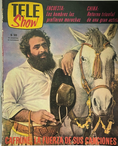 Revista Tele Show, Nº 43, Cafrune Uruguay 1967, Cr04