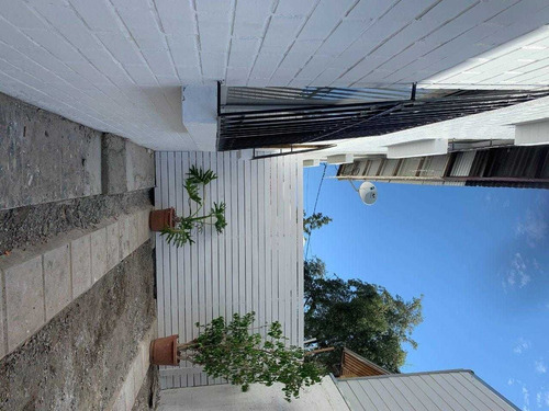 Casa En Villa Los Rosales De Maipú, A Pasos De Mall Arauco.