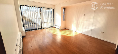Departamento En Venta De 4 Dorm. En Concepción